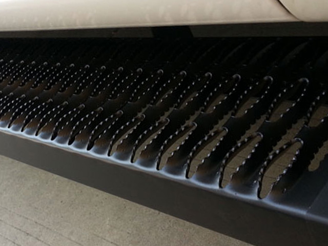 AGGRESSIVE RUNNING BOARDS